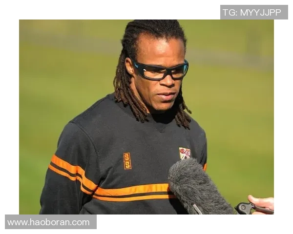 德里迪纳摩与钦奈的激烈对决揭示足球战术与团队合作的重要性 德里迪纳摩与钦奈的激烈对决揭示足球战术与团队合作的重要性