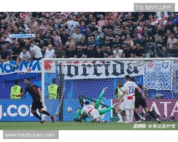 萨丁与克桑西的对决解析:战术较量与球员表现的深度剖析 萨丁与克桑西的对决解析:战术较量与球员表现的深度剖析